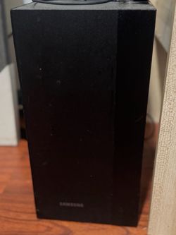 Samsung sound bar and subwoofer