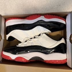 Air Jordan 11 Retro Low 'Concord-Bred'