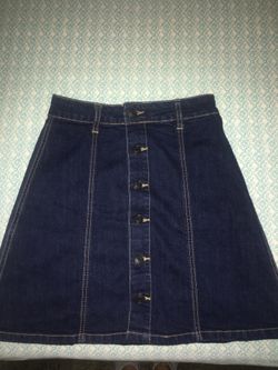 Brandy Melville button up skirt