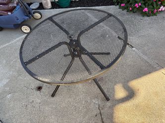 Outdoor umbrella table