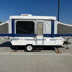2002 Starcraft Pop-Up Trailer 