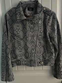 Zip up snake like skin jacket