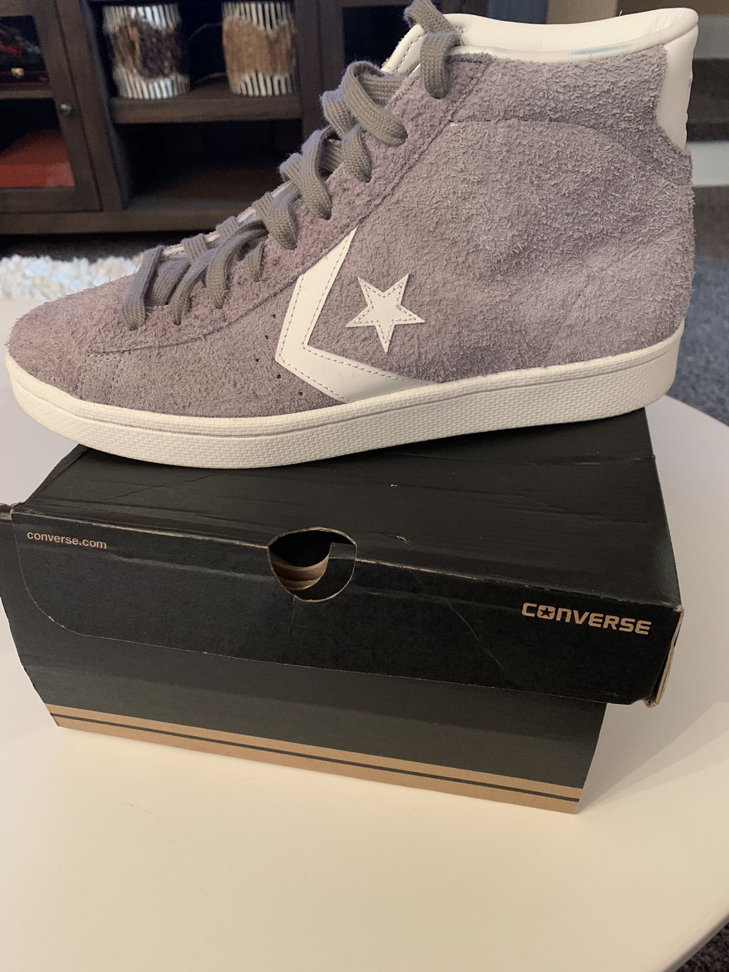 Converse all-star size 9 suede one time wear