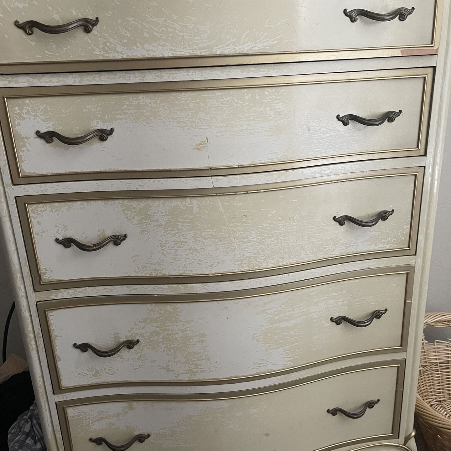 Drexel Heritage Bedroom Dresser