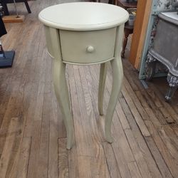 Round Wooden Table With Drawer 
