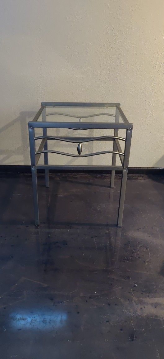 Glass End Table/Nighstand