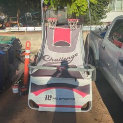 Battery Operated Kids Basketball Game. 