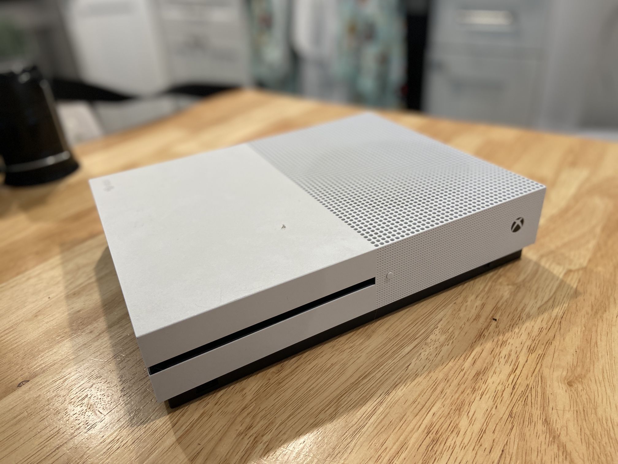 Xbox One S (No Controller)
