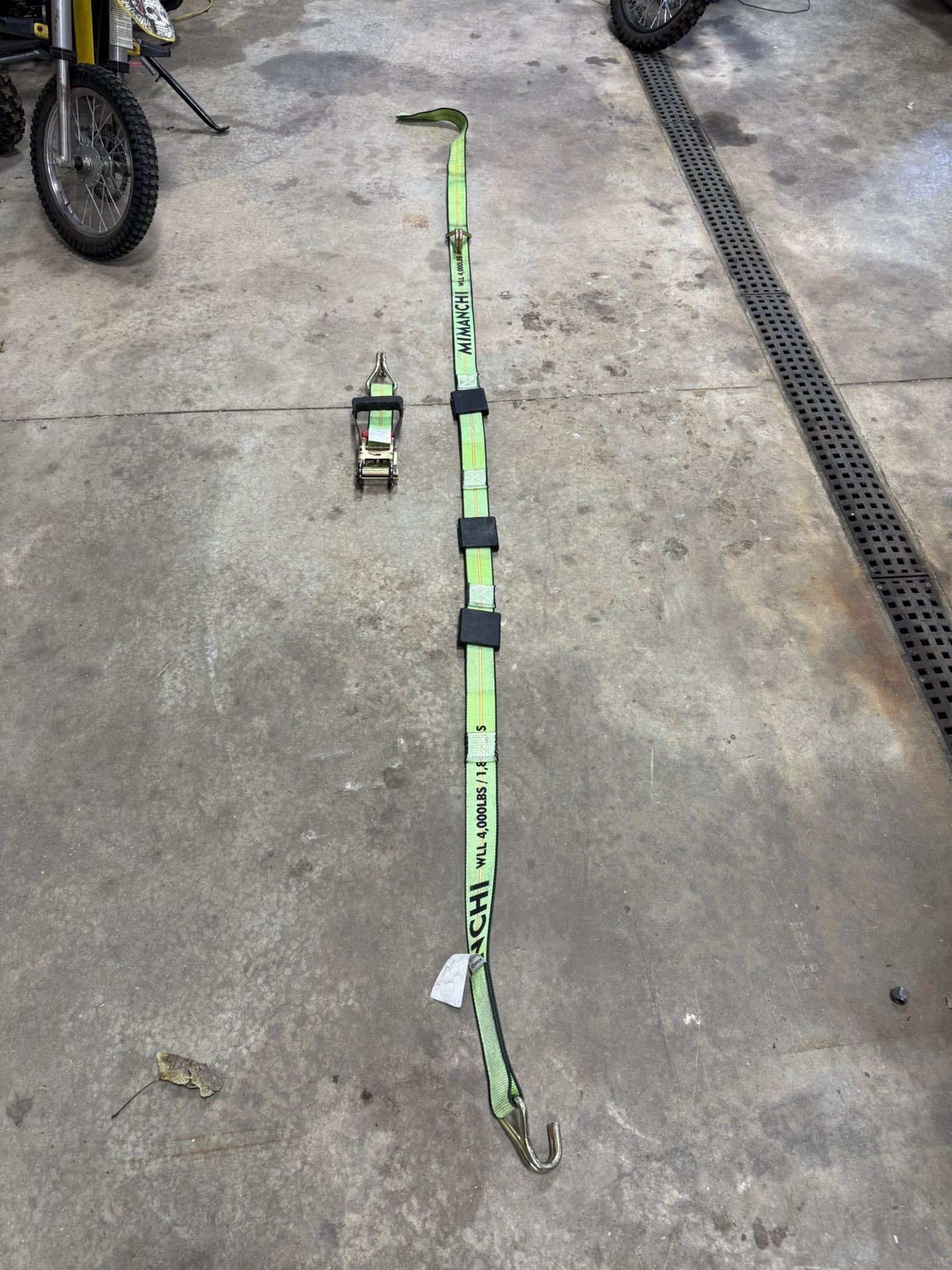 2" x 10'Car Hauler Straps,4Pack,Wheel Strap with Swivel J Hook Idler,Ratchet,Tire Tie Down Straps with 3 Rubber Blocks Use for Car, Truck, ATV, Heavy