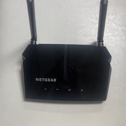 Netgear R6120 Wireless Dual Band WiFi Router