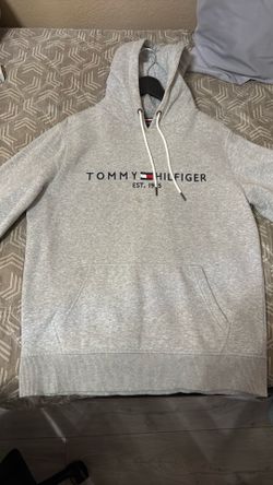 Tommy Hilfiger sweater