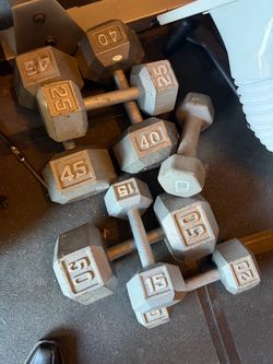 Single dumbbells ($1.00 per pound)