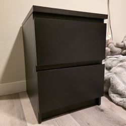 Two IKEA MALM
Chest of 2 drawer Nightstands 