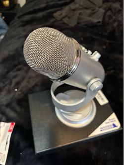 Microphone