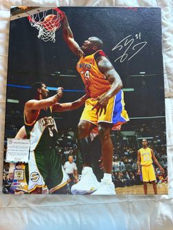 Full canvas art auto by shaq authentic