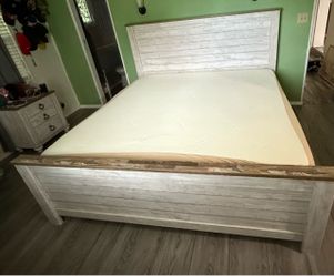 King Tempur-Pedic Mattress Set