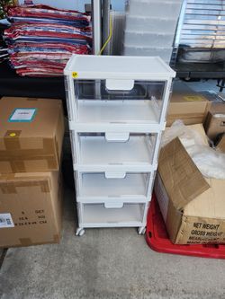 Clear organizer
