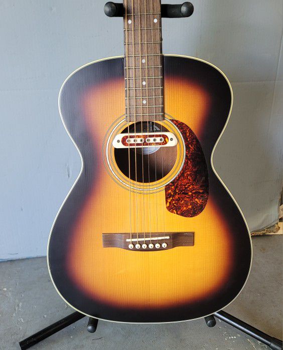 Guild M-240E Troubadour Electric Acoustic Guitar