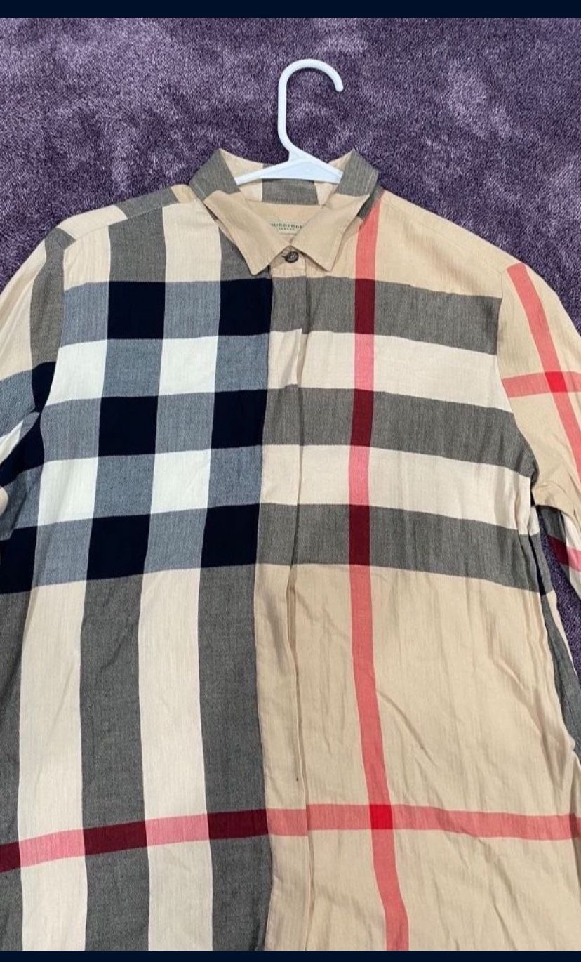 Burberry Button Up