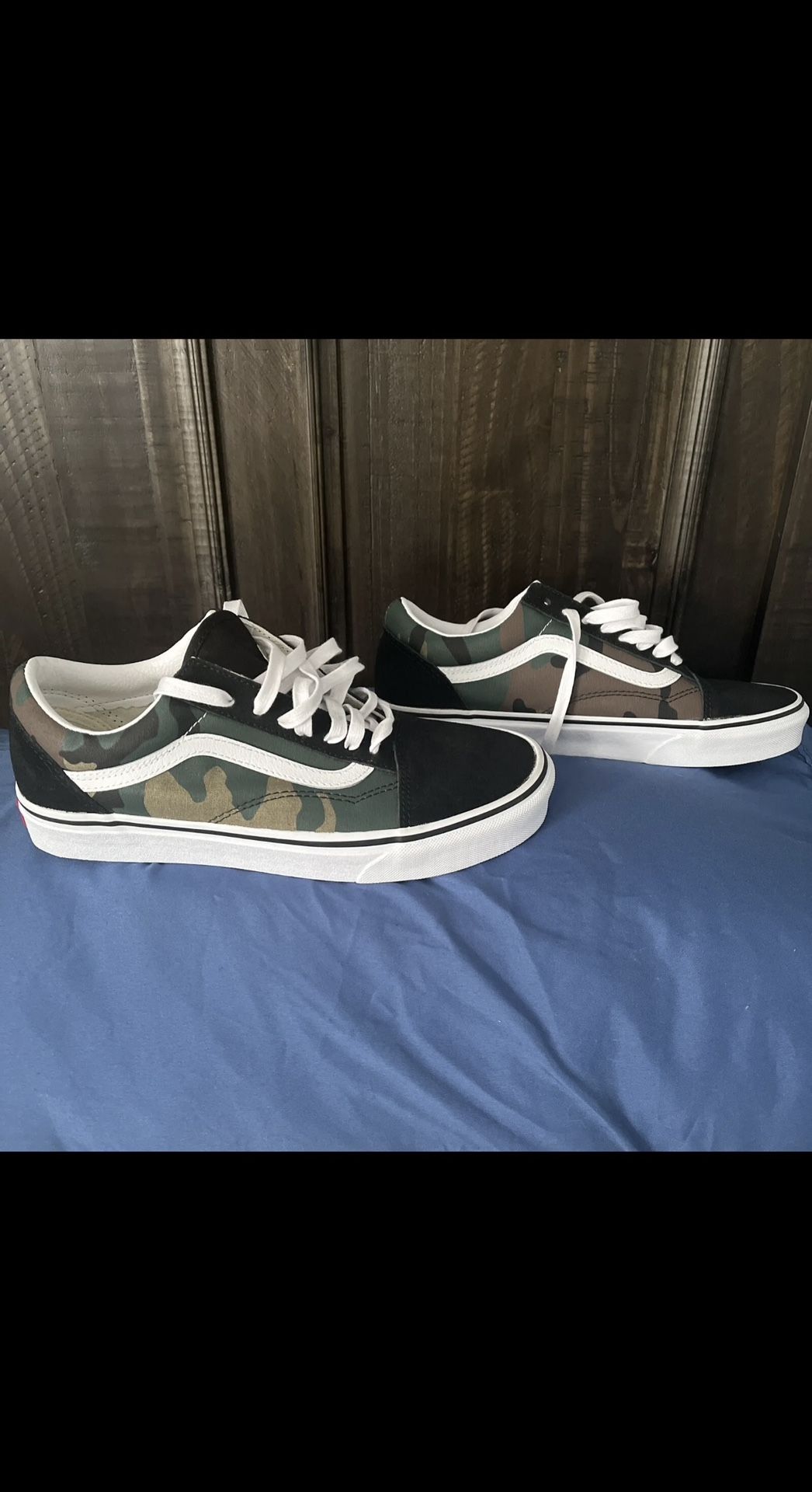 Vans Old skool Green Camo mens size 10.5 shoes