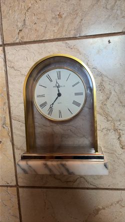 Vintage Howard Miller clock quartz base