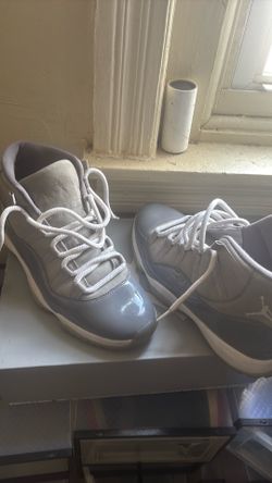 Jordan 4s , 5s & 11s size 9.5