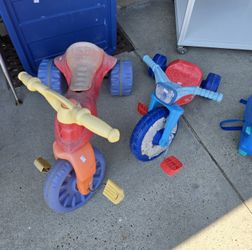 Kids' Tricycle (Small One Is Sold)