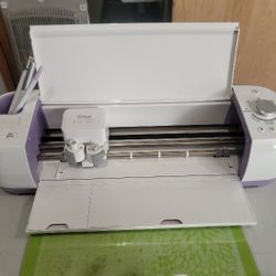 Cricut Explore Air with Accessories 