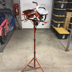 HDX 1000-Watt Halogen Twin-Head Tripod Work Light