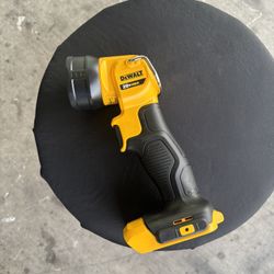 DEWALT 20V MAX Cordless LED Work Light 