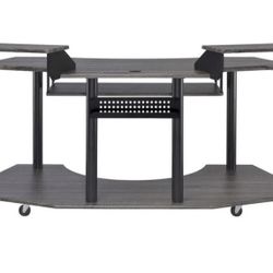 GAMING/COMPUTER DESK