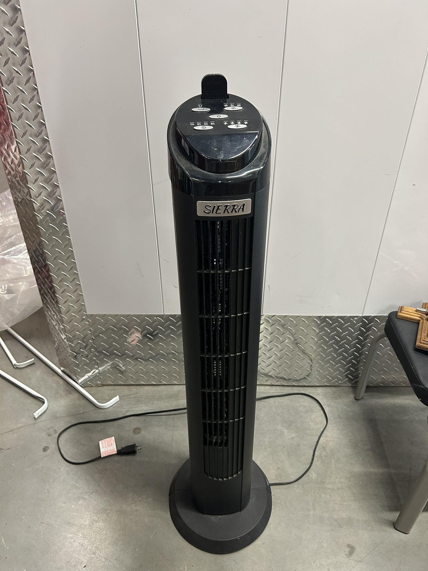 Sierra Tower Fan w/ Remote