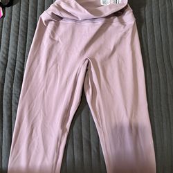 Gym shark size small purple legging never worn