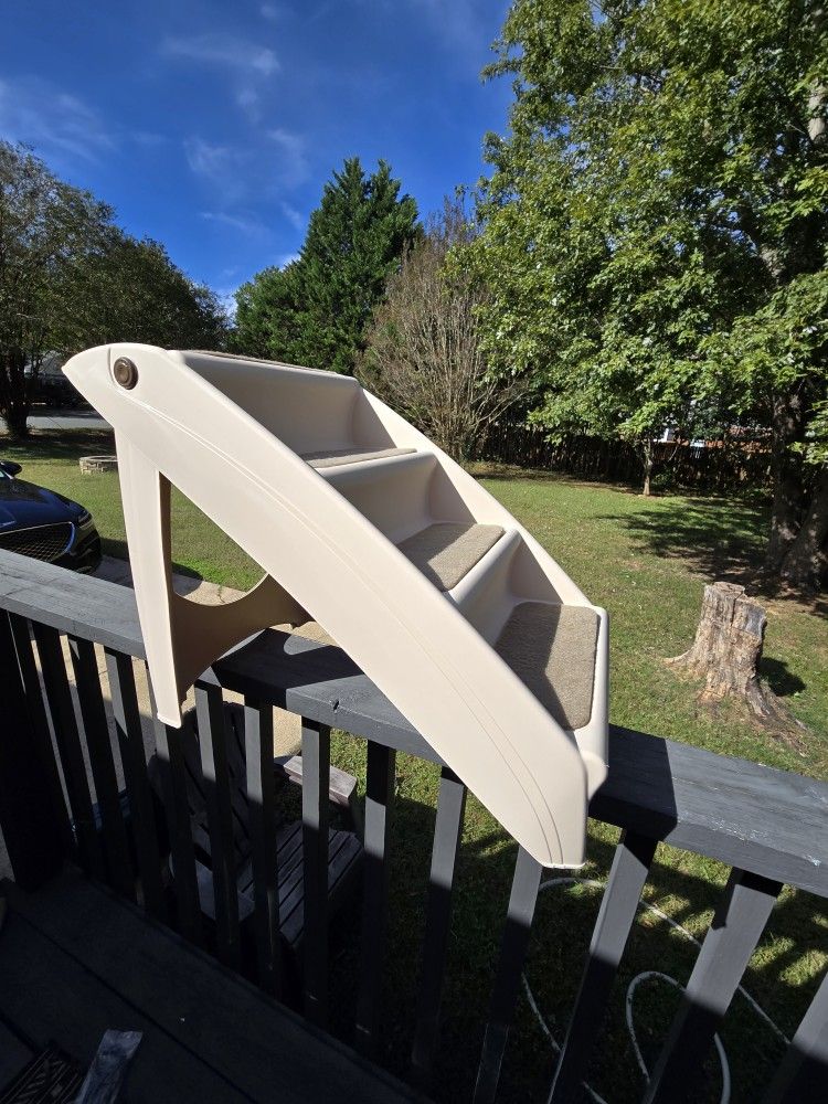 Free Dog Stairs