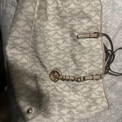 Woman’s Michael Kors Bag