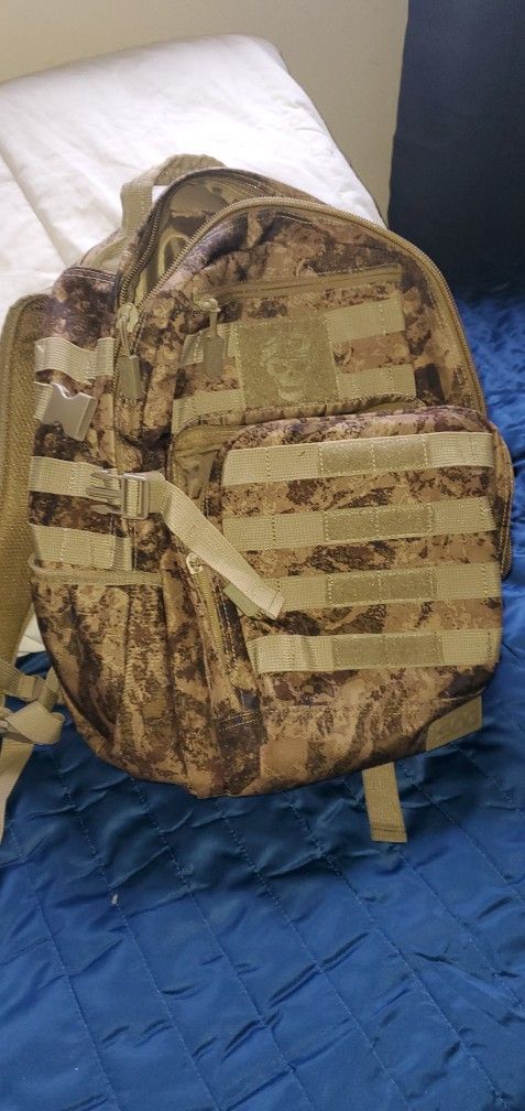 Camo Backpack π