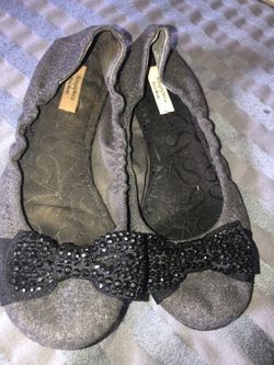 Simply Vera Vera Wang leather flats size 9M