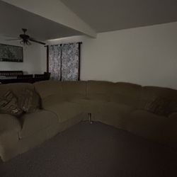 Recliner Sectional