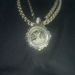Chino Link Chain And Medallón 