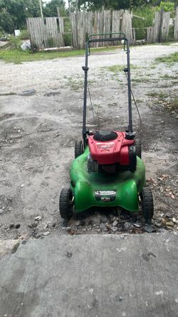 Lawn boy self propelled lawnmower