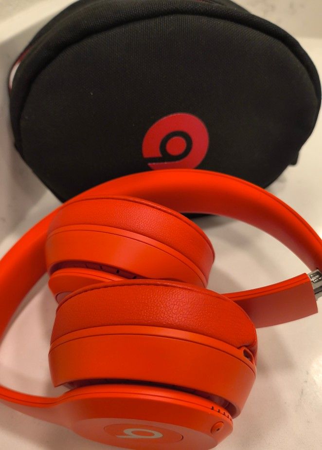 Beats Solo3s Mint Condition