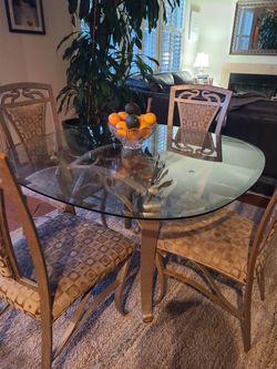 Dining table set with 4 chairs