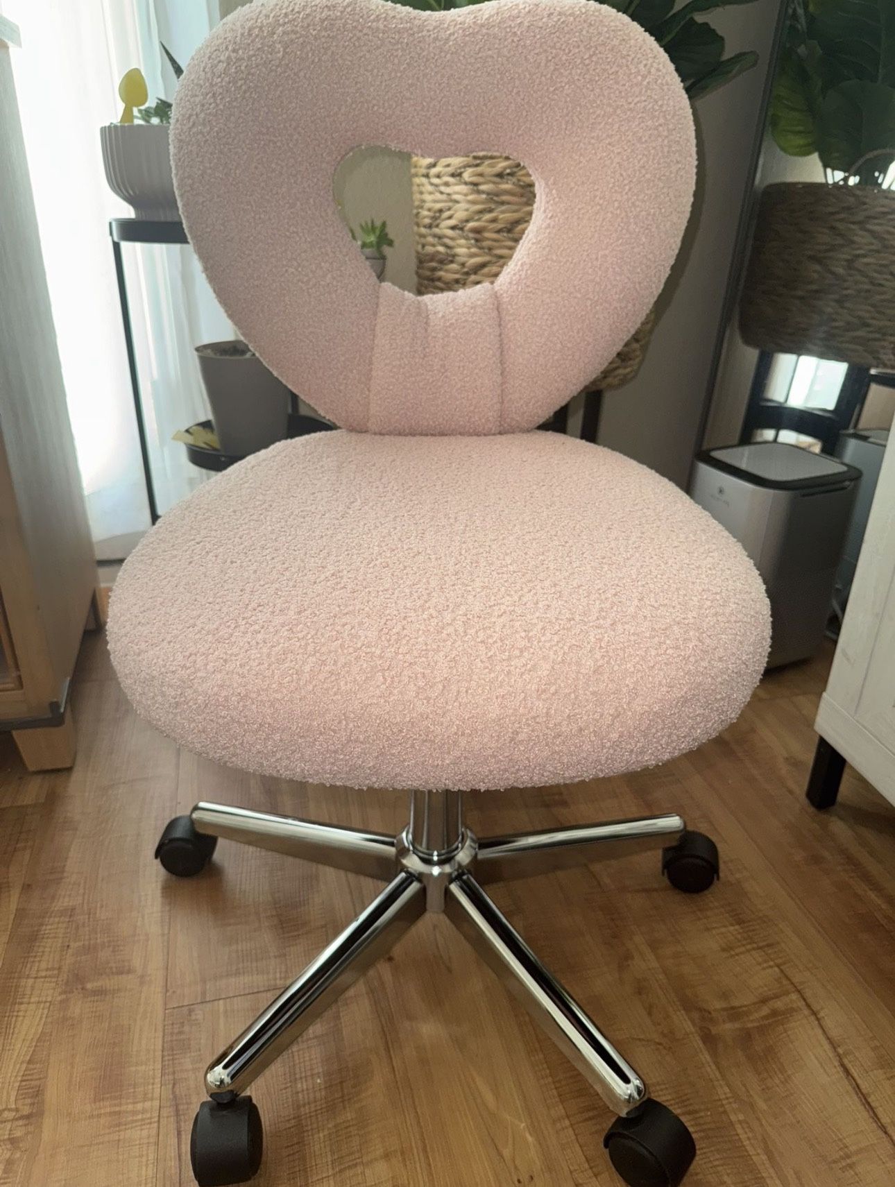 Rolling Chair/ Computer-Vanity