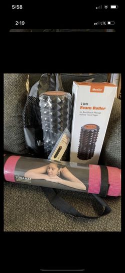 Yoga mat and foam roller Bundle -both BRAND NEW!!!