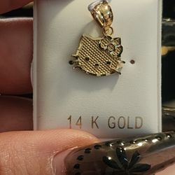 Sanrio Hello Kitty 14k Gold Charm 