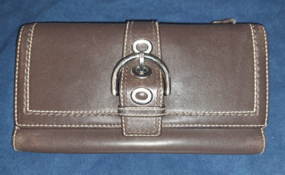 Y2K Coach Soho Leather Buckle Wallet