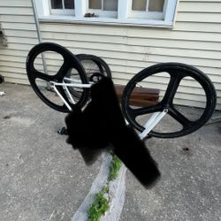 THROW PRICE NEED GONE ASAP!!!?!?!!!