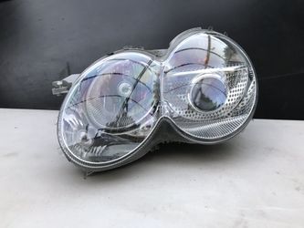 Mercedes Xenon headlamp only this one