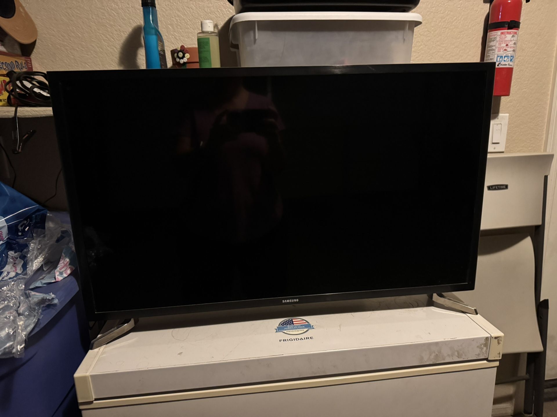 TV 29 Inches