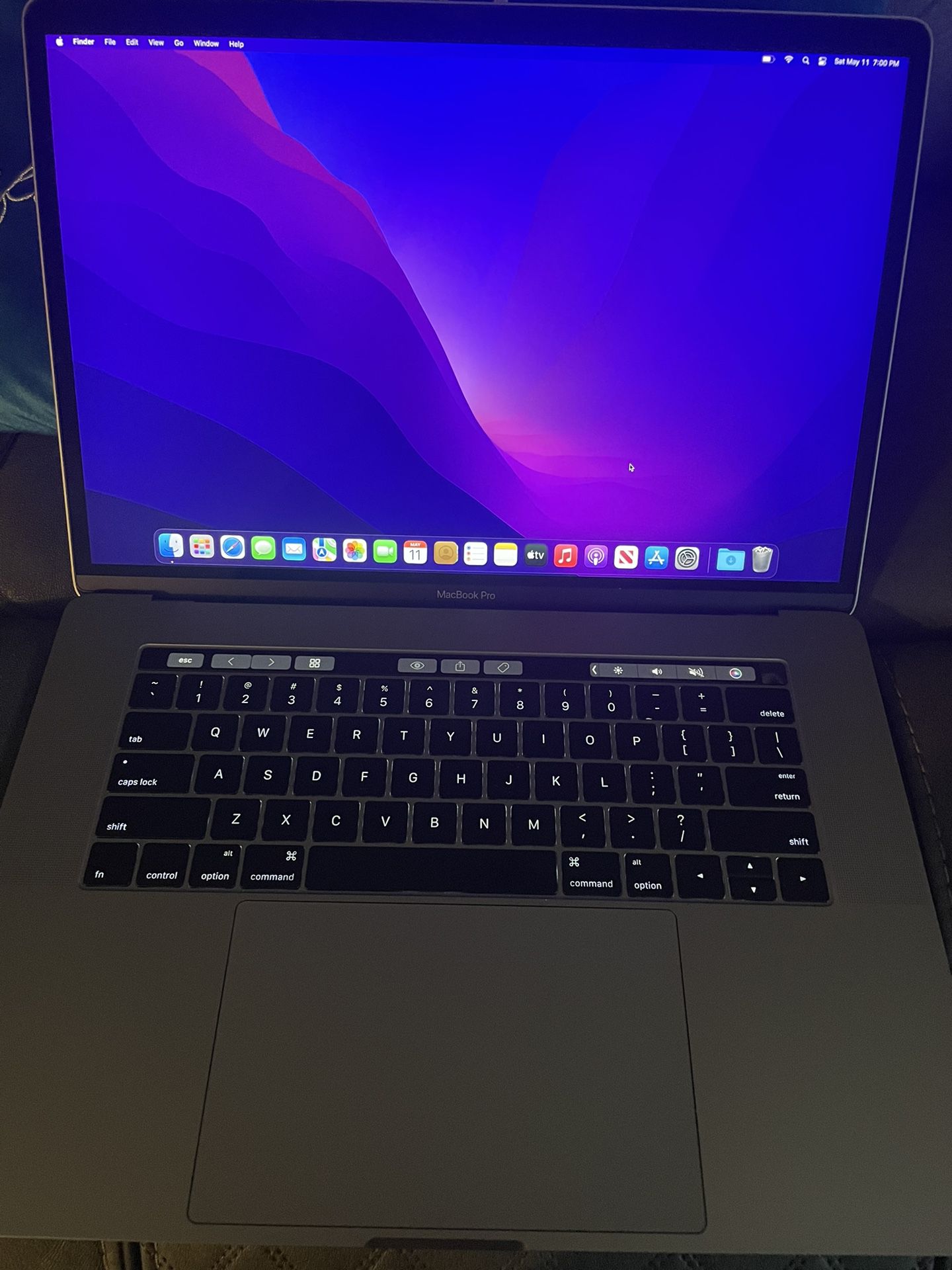 15in macbook Pro Touch Bar